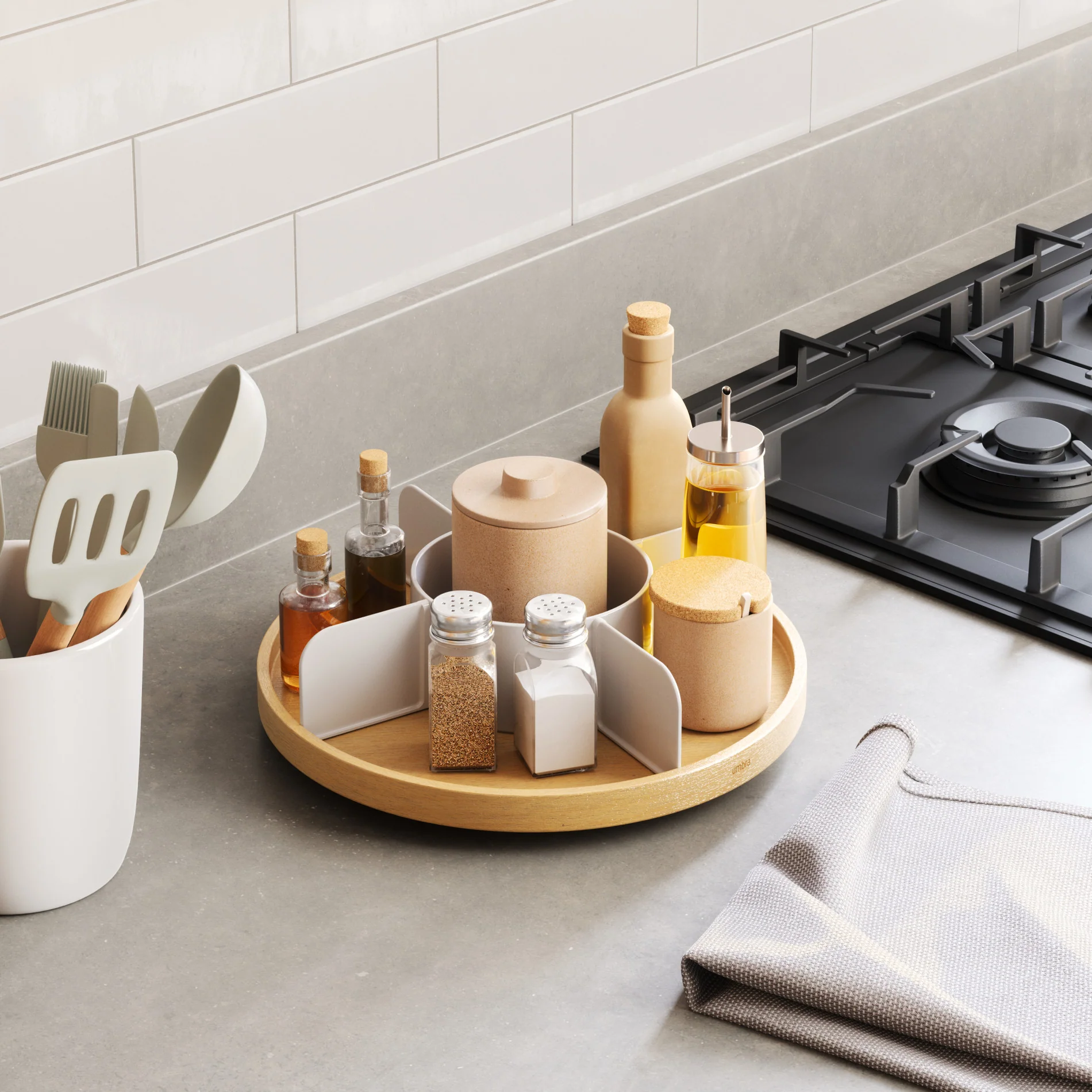 UMBRA Bellwood Lazy Susan — Oil - Image 10